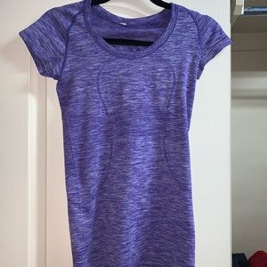 Lululemon swiftly t shirt
